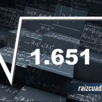 Resultado de la raíz de 1651