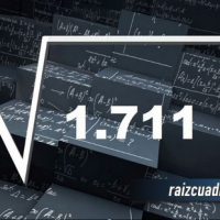 ¿Cuál es el resultado de la raíz cuadrada de 1711?