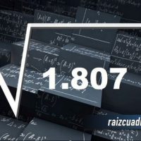 Resultado de la raíz de 1807