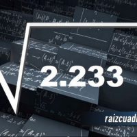 Resultado de la raíz de 2233