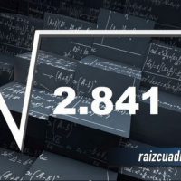 Resultado de la raíz cuadrada de 2841