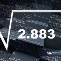 ¿Qué se obtiene al resolver la raíz cuadrada de 2883?
