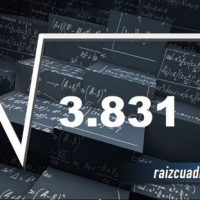 Resultado de la raíz de 3831