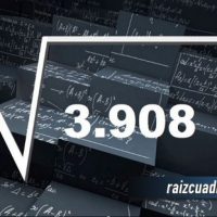 ¿Cuál es la raíz de 3908?