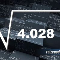 ¿Qué se obtiene al resolver la raíz cuadrada de 4028?