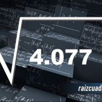 Resultado de la raíz cuadrada de 4077