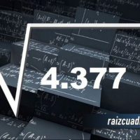 Resultado de la raíz cuadrada de 4377