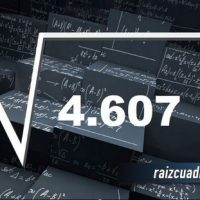 ¿Cuál es la raíz cuadrada de 4607?