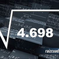 Resultado de la raíz cuadrada de 4698