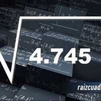 Resultado de la raíz de 4745