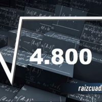 ¿Qué se obtiene al resolver la raíz de 4800?