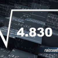 ¿Cuál es el resultado de la raíz de 4830?