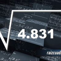 Resultado de la raíz de 4831