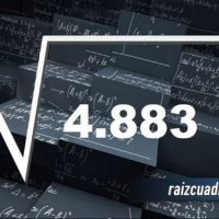 Resultado de la raíz de 4883