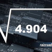 Resultado de la raíz cuadrada de 4904
