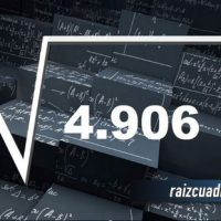 Resultado de la raíz de 4906