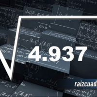 ¿Cuál es la raíz cuadrada de 4937?