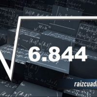 Resultado de la raíz de 6844