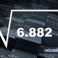 ¿Qué resultado obtenemos al resolver la raíz cuadrada de 6882?