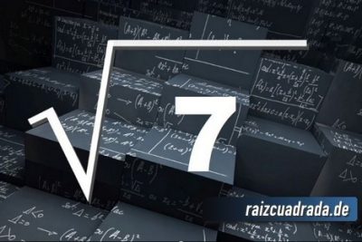 Resultado de la raíz de 7