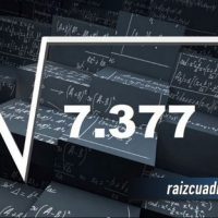 ¿Qué se obtiene al resolver la raíz cuadrada de 7377?