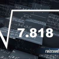 ¿Cuál es la raíz de 7818?