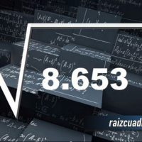 Resultado de la raíz cuadrada de 8653