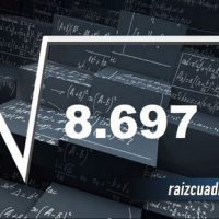 Resultado de la raíz de 8697
