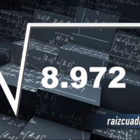 ¿Cuál es la raíz de 8972?