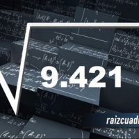 ¿Qué se obtiene al resolver la raíz de 9423?