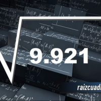 Resultado de la raíz de 9921